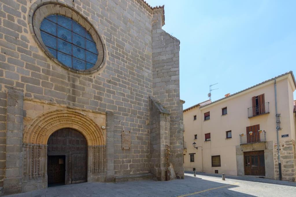 Apt - Plaza Mayor Of Avila - 1 Min Alcazar Bagian luar foto