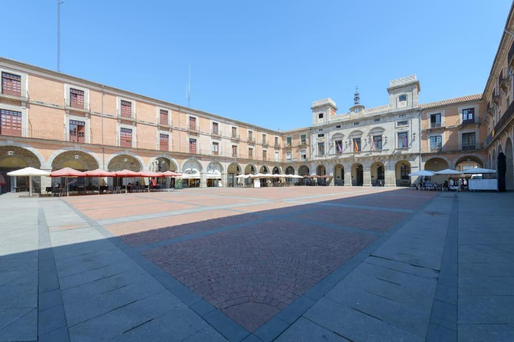 Apt - Plaza Mayor Of Avila - 1 Min Alcazar Bagian luar foto