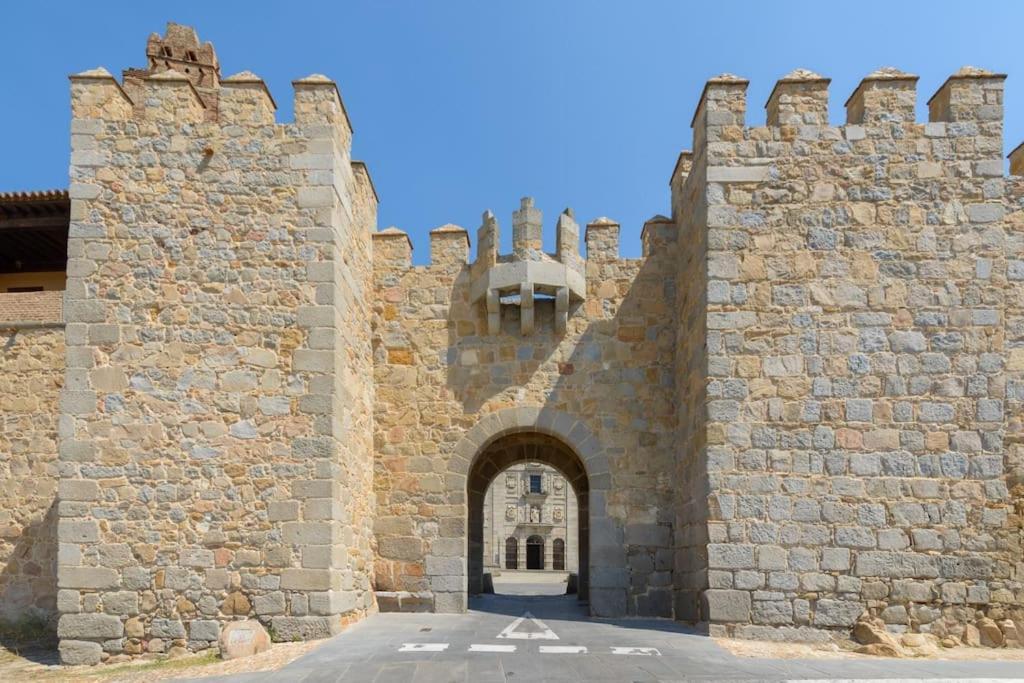 Apt - Plaza Mayor Of Avila - 1 Min Alcazar Bagian luar foto